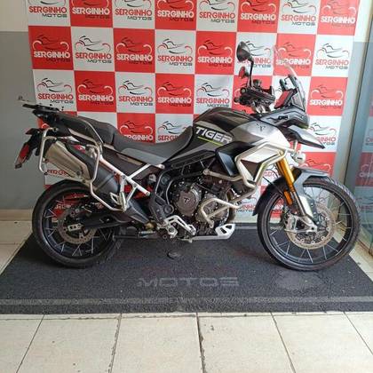 TRIUMPH TIGER 1200 BLACK EDITION TRIUMPH TIGER 1200 BLACK EDITION